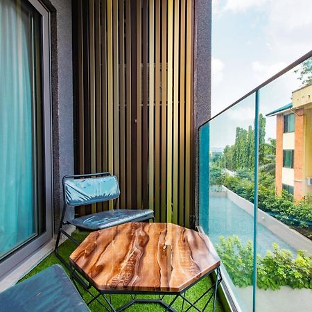 7 Minutes From The Airport - Chic Studio Accra Bagian luar foto
